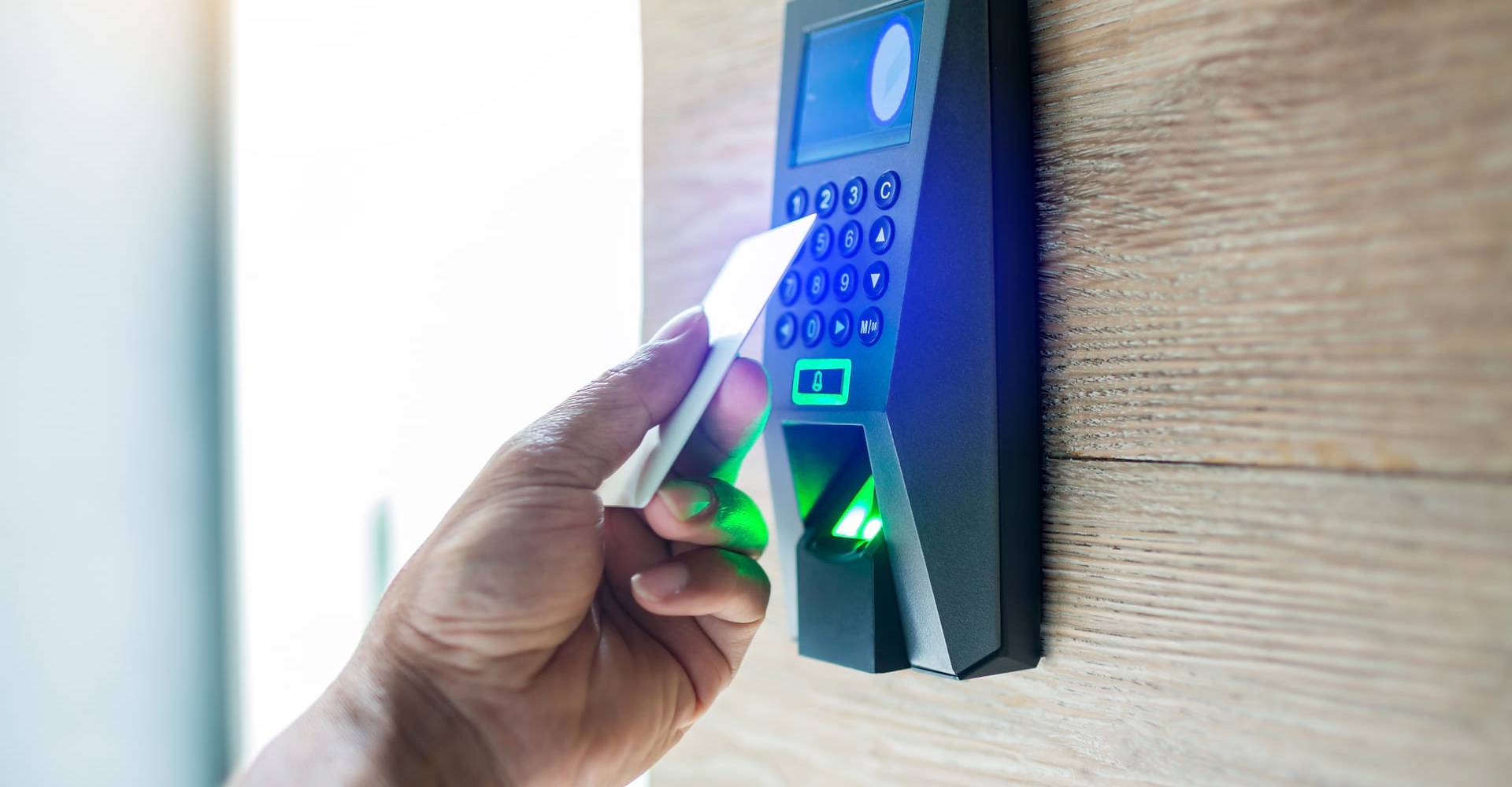 Descubra os sistemas de alarme e controles de acesso da Batifogo